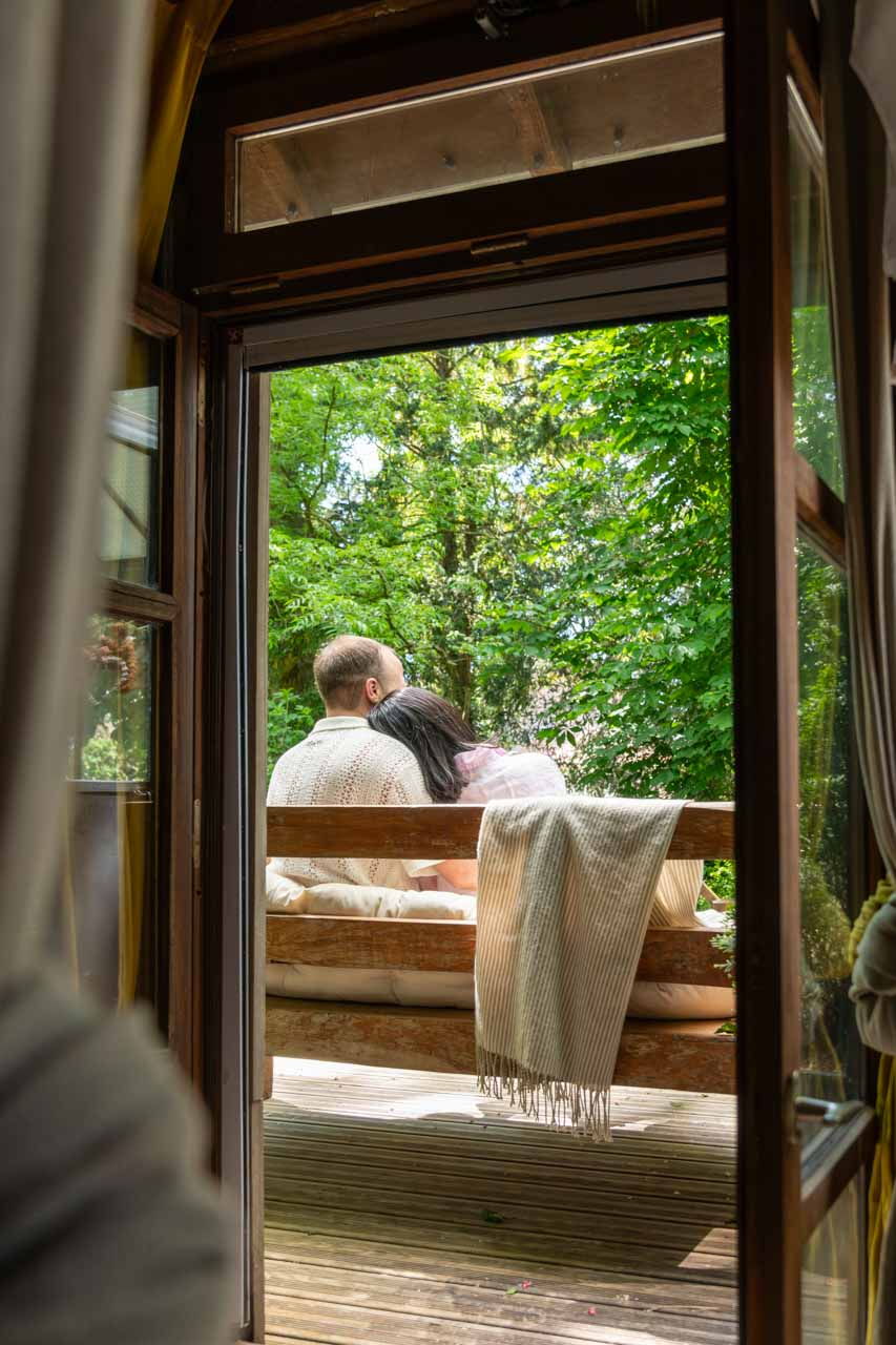 cabane glass terasse couple romantique